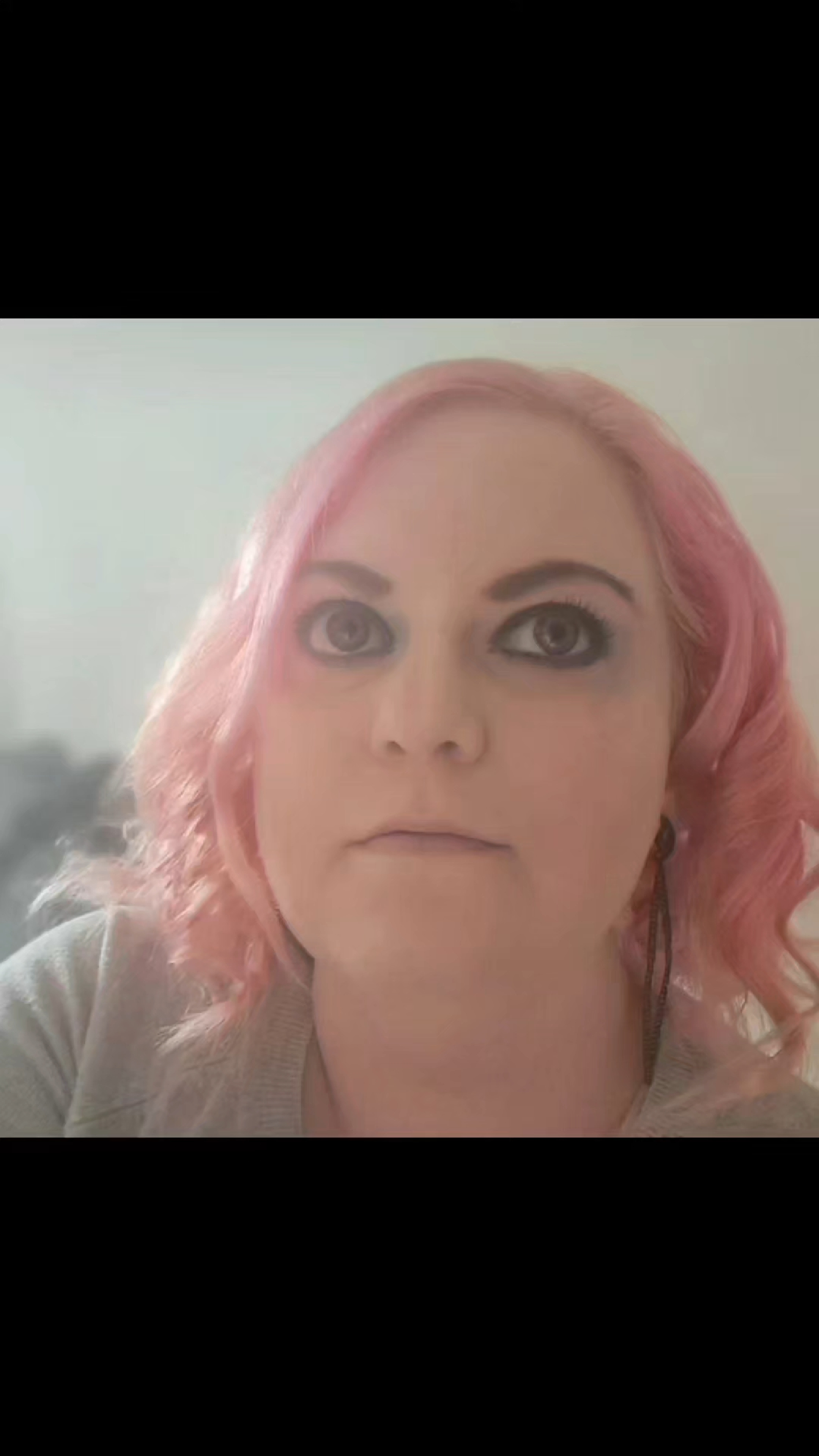 JanikaJohanna - SininenNoita, Meedio